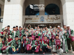 biro umroh ramah lansia di jogja pelayanan smart umroh untuk jamaah senior terpercaya