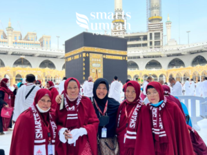 Panduan lengkap apakah lansia bisa umroh bersama layanan khusus Smarts Umroh